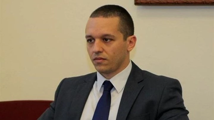 Κεραυνοί Κασιδιάρη για Καμμένο: «Εξελίσσεται σε γελοίο υποκείμενο – Άμεση σύλληψη των Τούρκων πρακτόρων που δρουν σε Ελληνικό έδαφος» (βίντεο)